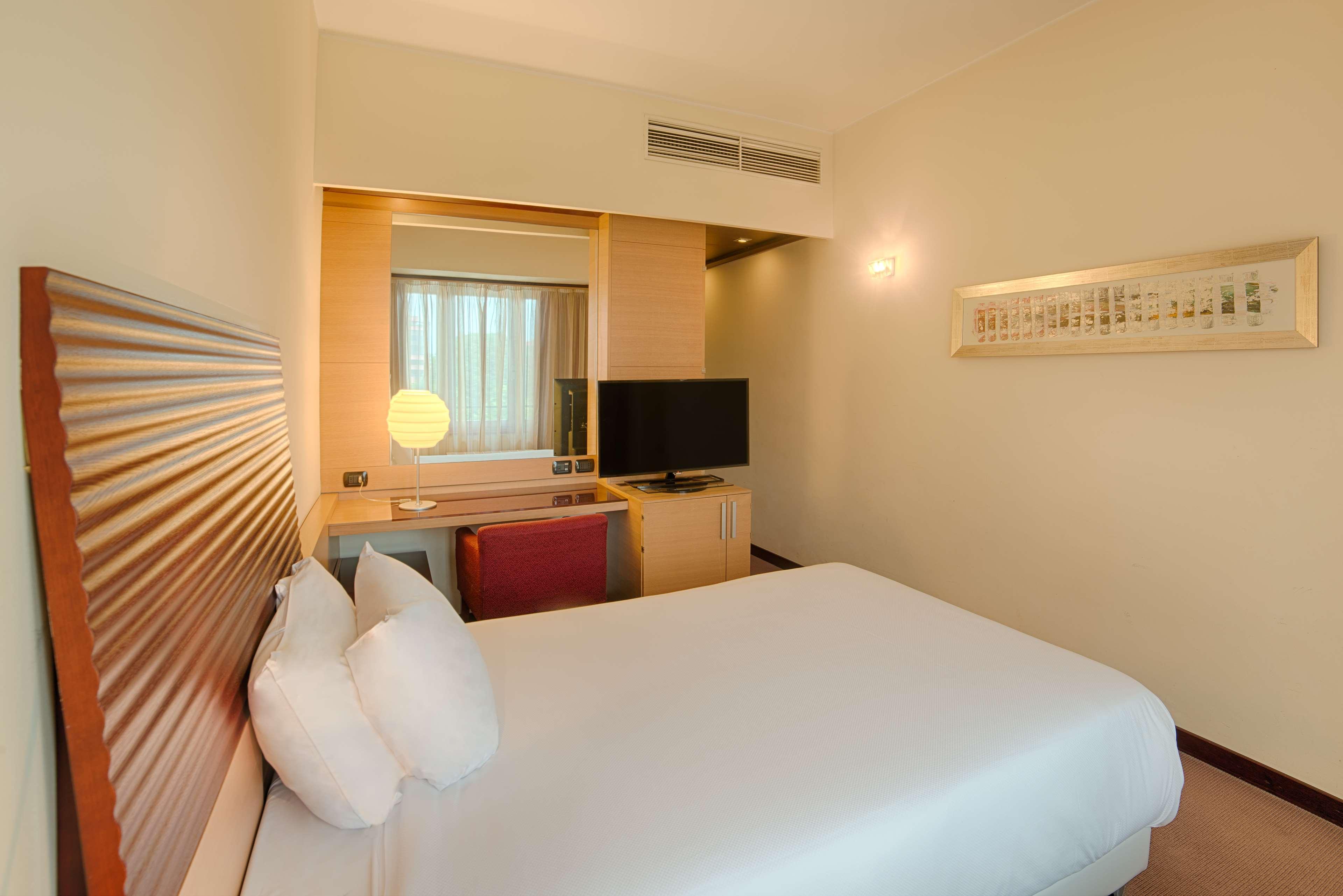 Nh Milano 2 Hotell Segrate Eksteriør bilde